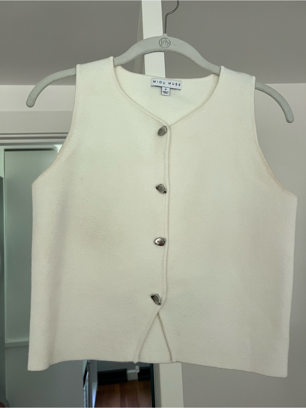 Miou Muse Cream Sleeveless Button Front Tank